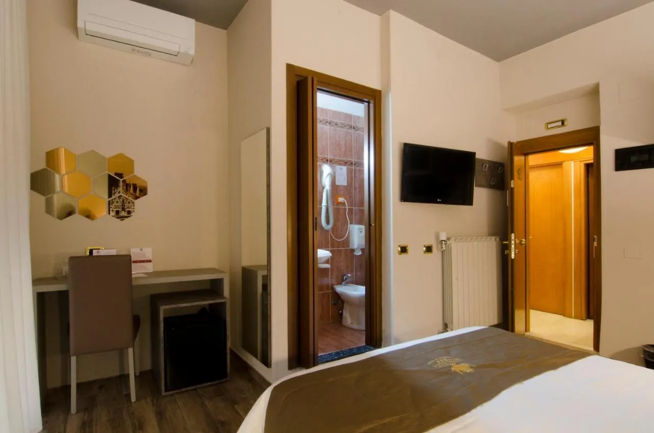 Hotel Maria Пиза