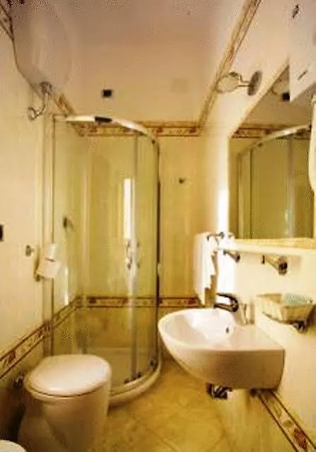 Hotel Maria Пиза 3*,  Италия