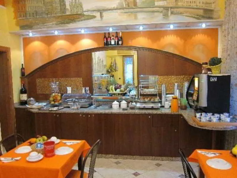 Hotel Maria Пиза